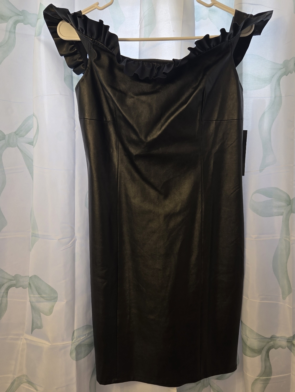 NWT Venus Off-Shoulder Black Faux Leather Ruffle Dress Size 12 Or L / XL Stretch - Picture 2 of 6
